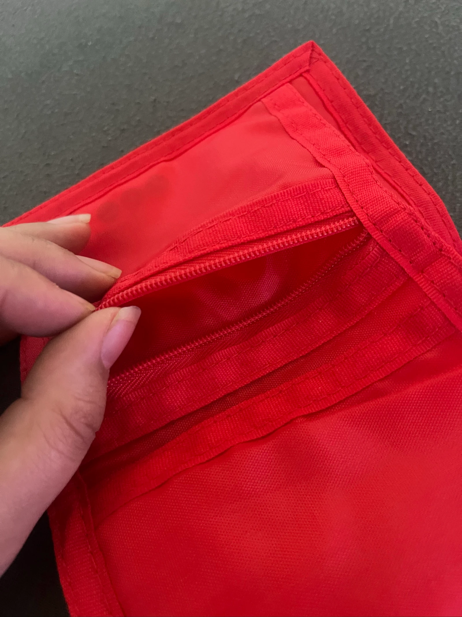 Portefeuille Minnie Mouse Disney Rood met Witte Stippen - Zeer Goede Staat – photo 4